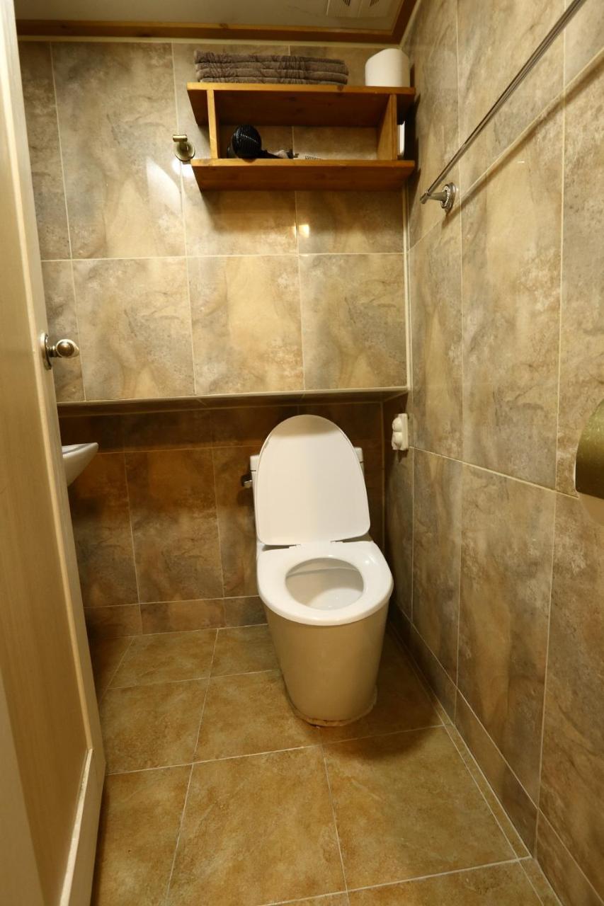 Yujung Guesthouse Jeonju Luaran gambar
